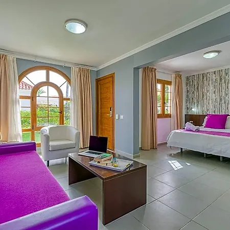Eo Jardin Dorado מלון