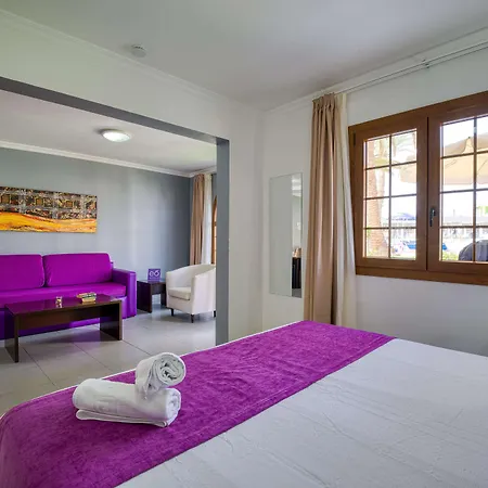 Hotel Eo Jardin Dorado 4*