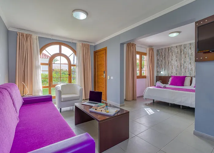 Hotel Eo Jardin Dorado