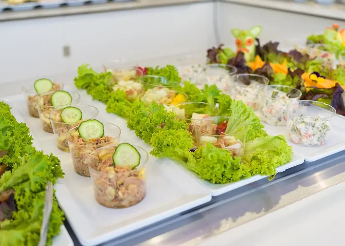 Hotel Eo Jardin Dorado 4*