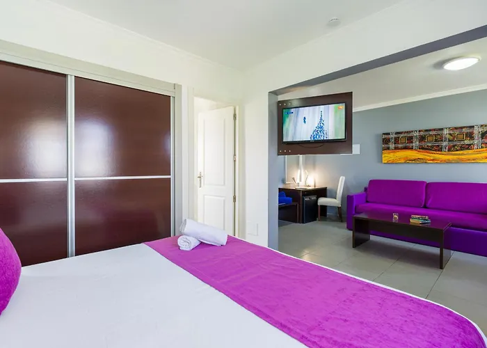 Hotel Eo Jardin Dorado 4*