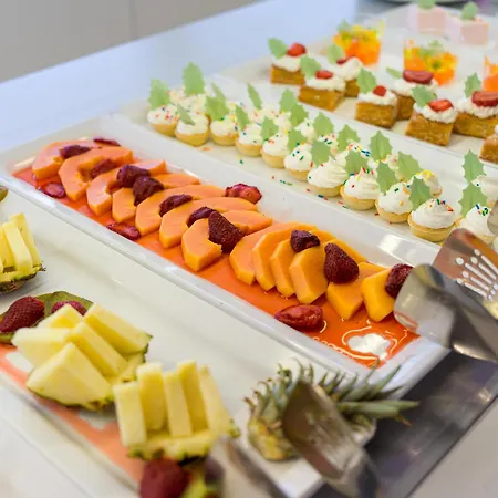 Hotel Eo Jardin Dorado 4*